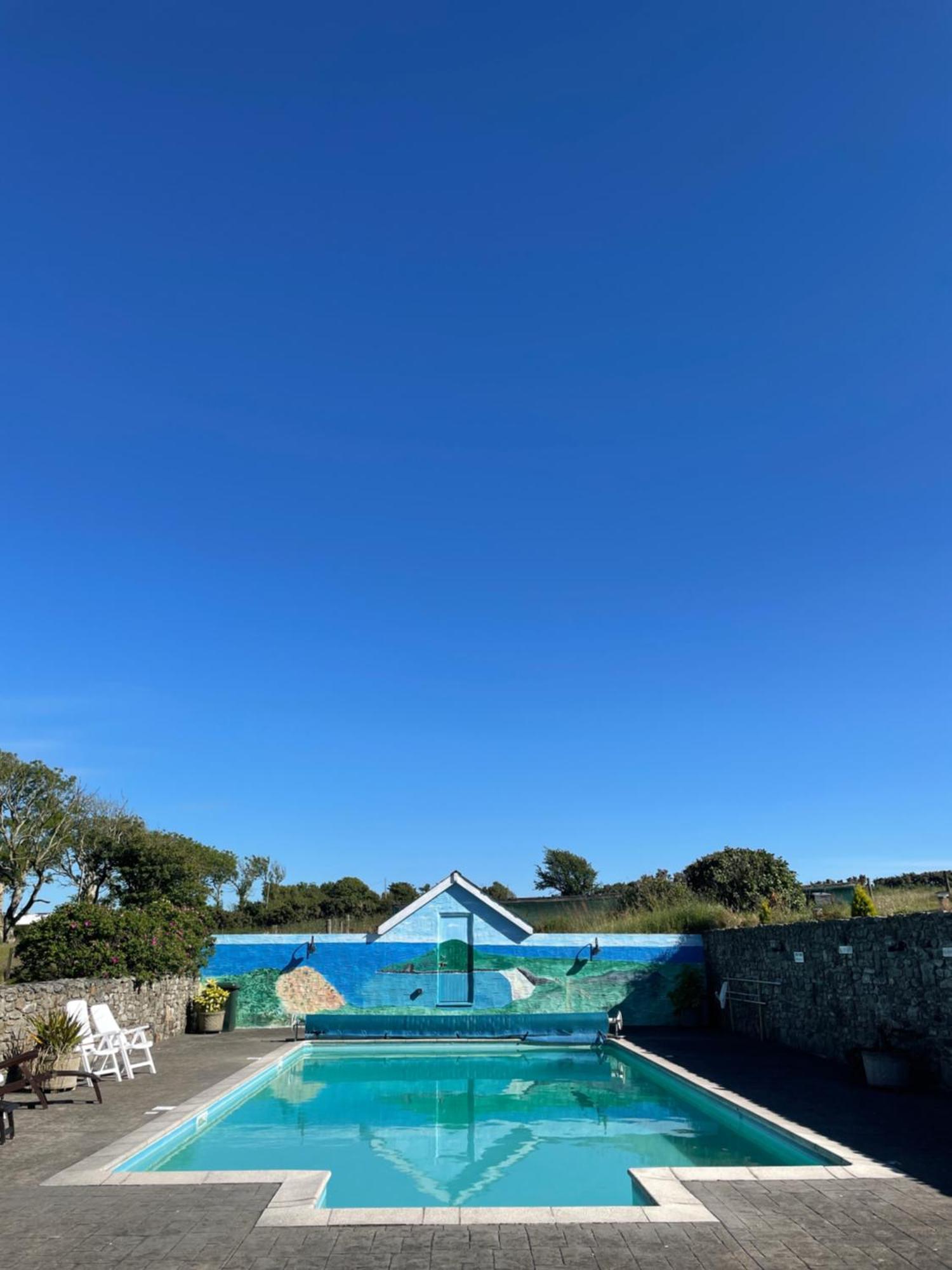 Trenewydd Farm Holiday Cottages Cardigan Bagian luar foto